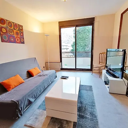 Frolise, T2, Centre, Wifi, Parking Couvert Gratuit, 4 Personnes Bagneres-de-Luchon Exterior photo