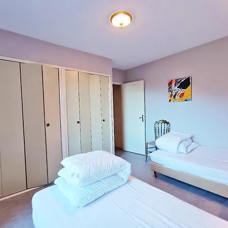 Frolise, T2, Centre, Wifi, Parking Couvert Gratuit, 4 Personnes Bagneres-de-Luchon Exterior photo