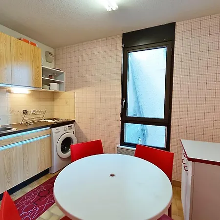 Frolise, T2, Centre, Wifi, Parking Couvert Gratuit, 4 Personnes Bagneres-de-Luchon Exterior photo